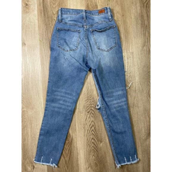 Simple Society Women's Distressed Ripped Jeans Light Wash High Rise Raw Hem 0/24 - Picture 10 of 10